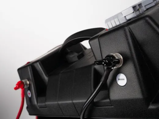 Batteriebox Energy-Station mit Außenklemmen