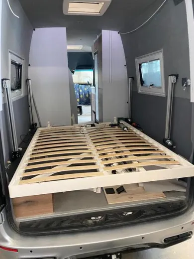Hubbett elektrisch - für Mercedes Sprinter