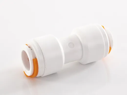 Steckverbinder gerade