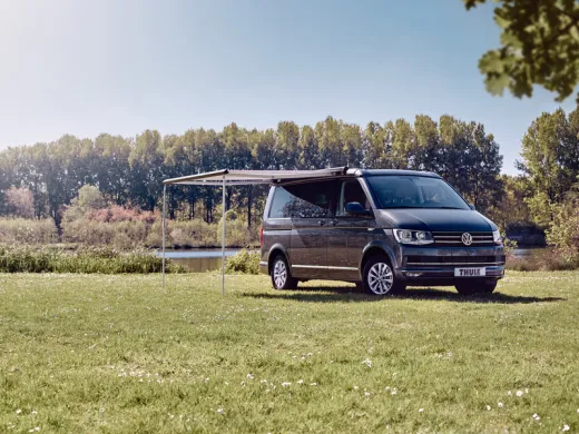 Thule Omnistor 5102 - Gehäusefarbe: Anthrazit - Tuchfarbe: Mystic Grau