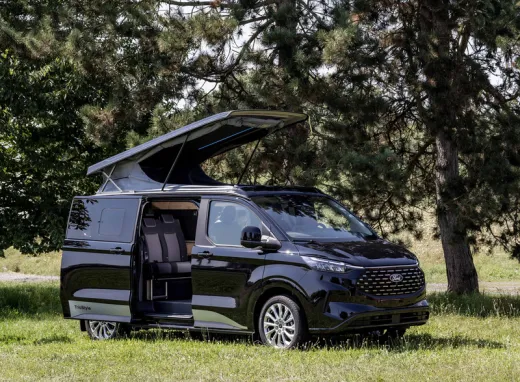 Aufstelldach Ford Custom V710 L1 - Vorne hoch - Open-Sky-Zeltbalg - Formhimmel - Schwarz - Mit LED