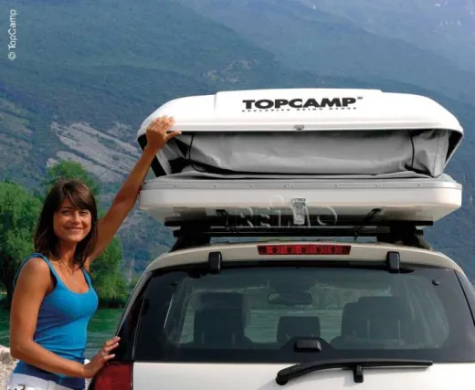 Auto-Dachzelt zur Befestigung auf dem Grundträger