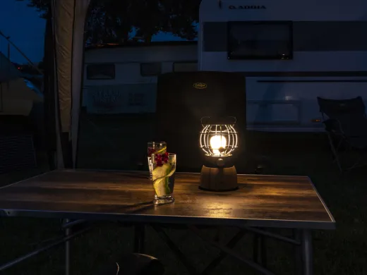Dimmbare LED Campingleuchte HOLIDAY TRAVEL