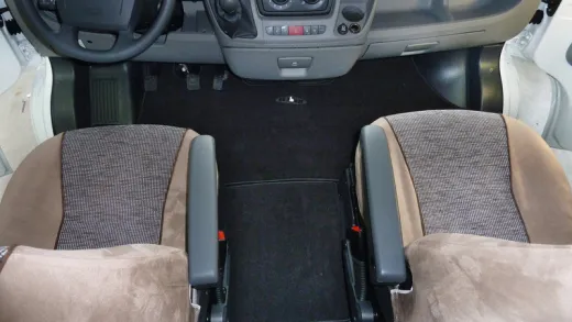 Fahrerhausteppich Plus anthrazit, Mercedes Sprinter Bj. 2000-06