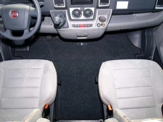 Fahrerhausteppich Renault Trafic, Exquisit schwarz, ab Bj. 2014
