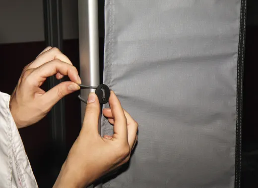 FIAMMA BLOCKER PRO 250 Frontteil mit Panorama-Fenster