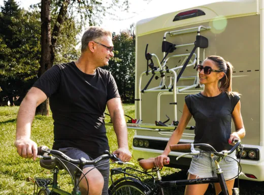 Fiamma CarryBike Lift 77 Fahrradträger für 2 bis 4 Räder/2E-Bikes