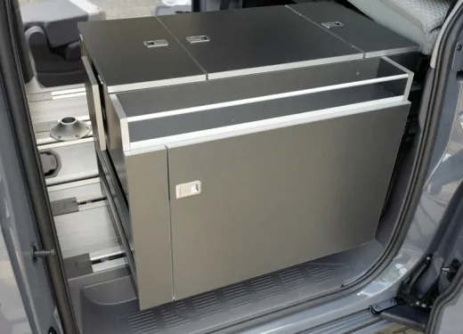 Küchenmodul als Fertigteil inklusive montierter Technik