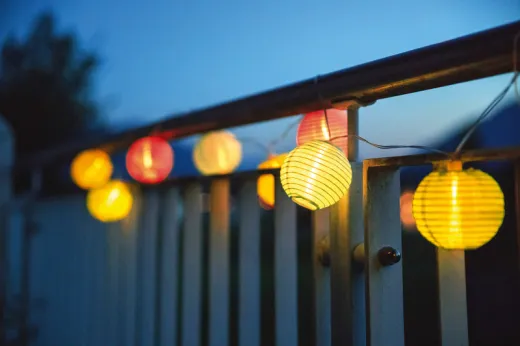 LED-Lichterkette inkl. Solarmodul + Akku