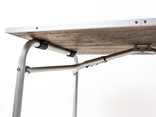 Leichtgewichtiger Campingtisch mit neuem ONE TOUCH - System