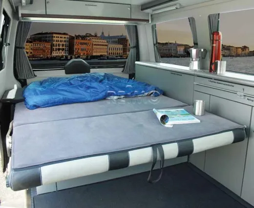 Möbelzeile Cityvan, Anthrazit f.VW T5 kR Bausatz