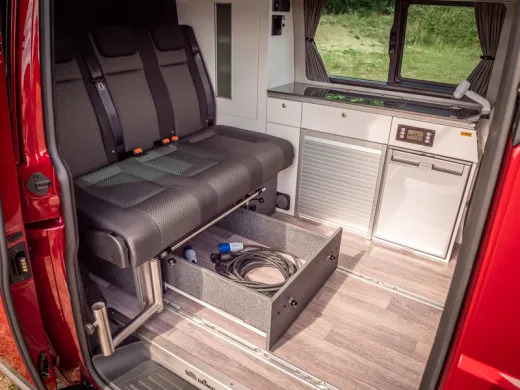 Möbelzeile TrioStyle für VW T6/5 kurzer Radstand Fertigtel ohne Technikteile