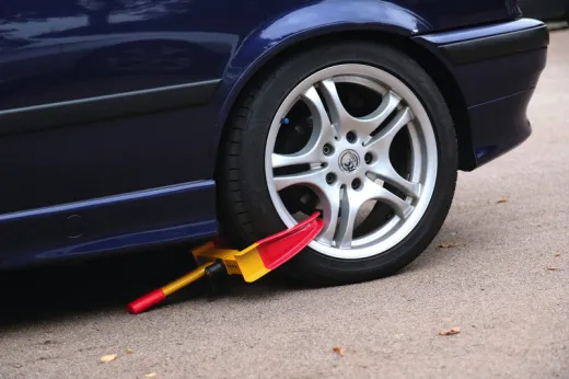 Radkralle für Räder bis 26,5cm Breite, inkl. 2 Schlüssel