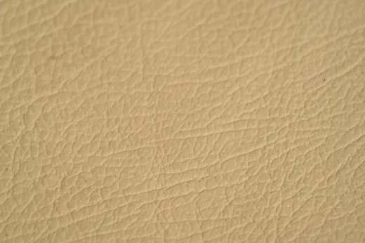 Schaffen Sie in Ihrem Fahrzeug ein elegant klassisches Ambiente