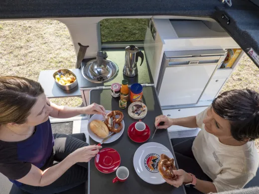 Tischanlage Camp / Camp2 und Weekender 2 für Caddy Maxi und Ford Connect