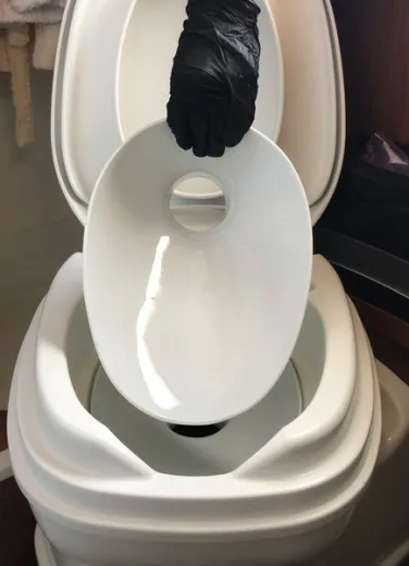 TWUSCH Porzellaneinsatz für Thetford Toilette C400