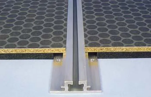 Unbearbeitete Gleitschienen eloxiert