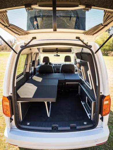 VW Caddy Maxi LR Weekender Bett