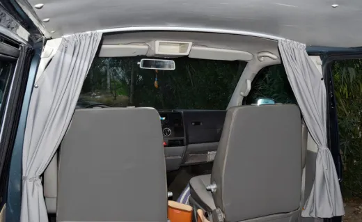 VWT5/T6 Trennvorhang Fahrerhaus, grau, 2-lagig, blickdicht