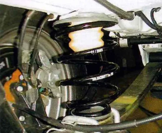 Zusatz-Schraubenfeder Hinterachse Euro-Chassis X250 ab 2006