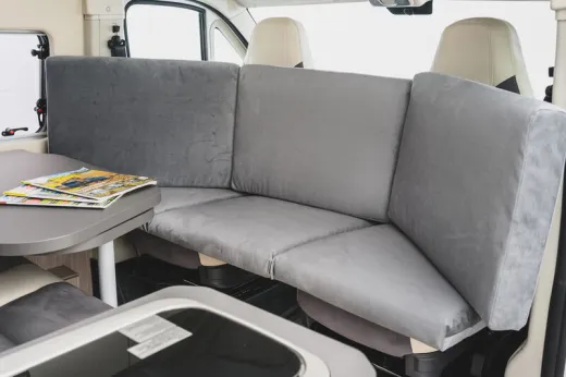 Zusatz Sofa/Bank für Fahrerhaus