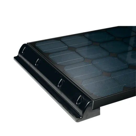 Zwei Blackline 110 W Solaranlagen inklusive SC 330 Solarregler