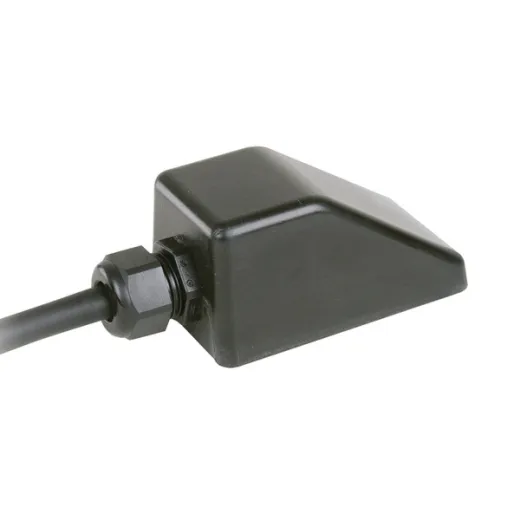 Zwei Blackline 110 W Solaranlagen inklusive SC 330 Solarregler