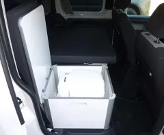VW Caddy Camp Maxi Staubox für Porta Potti 335, Hochglanz Weiß