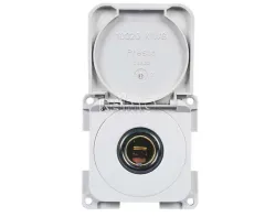12V-Normsteckdose mit Klappdeckel, weiß