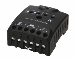 Carbest Solarladeregler 12 V/24 V - 15A - PWM Laderegler