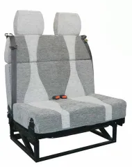 Divano 506 mit zwei integrierten 3-Punkt Sicherheitsgurten