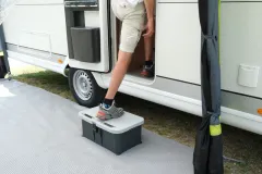 Eintrittstufe BOXSTEP, wasserdichter Innenraum, Traglast 150kg