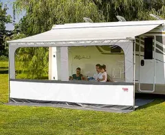 FIAMMA BLOCKER PRO 375 Frontteil mit Panorama-Fenster