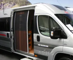 Horrex Van Fliegengittertür für Schiebetür Sprinter/Crafter