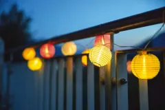 LED-Lichterkette inkl. Solarmodul + Akku
