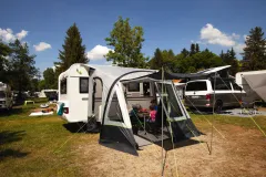 Luftvorzelt mit nur einem Luftschlauch für schnellen Aufbau