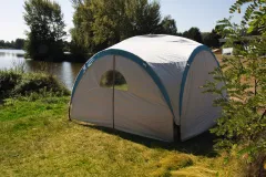 Seitenwände für Pavillon 'SAMOS' geschlossen und mit Fenster